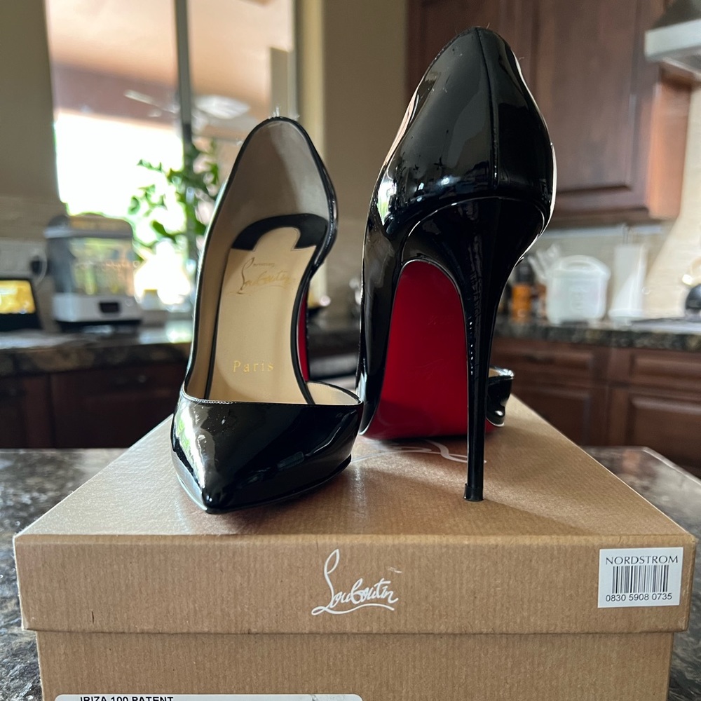 Authentic Christian Louboutin Iriza 100 Patent 36.5